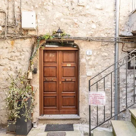 アパート Casetta Nel Borgo Scheggino